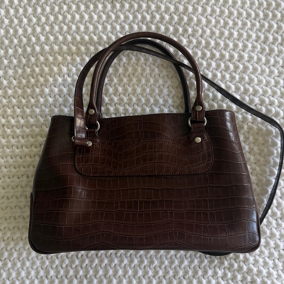 LIZ CLAIRBONE embossed faux croc satchel bag Dark Brown Crocodile Embossed Bag - Picture 2 of 16